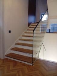 Сантехнические работы: Лестницы на заказ,тепкич.деревянные .карагач.сосна .фанера — 31