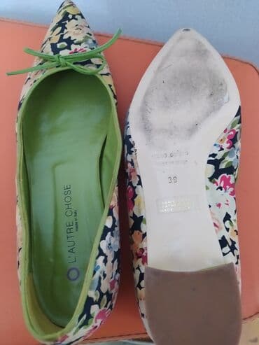 фирменная обувь из италии: Шикарные атласные,летние туфли, производство Италия, внутри всё чистая — 3