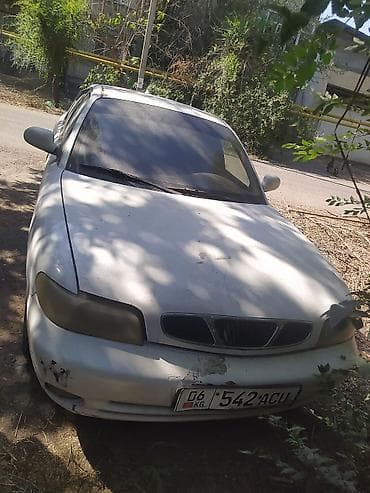 1: Daewoo Lanos: 1998 г., 1.5 л, Механика, Седан — 6