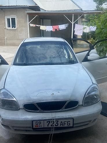 Daewoo Nubira: 2000 г., 1.6 л, Автомат, Седан
