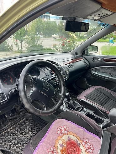 кондидер: Honda Accord: 1999 г., 1.8 л, Механика, Бензин, Седан — 7