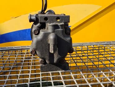 промышленные компрессор: Компрессор Mazda 1994 г., Б/у, Оригинал, Германия — 12