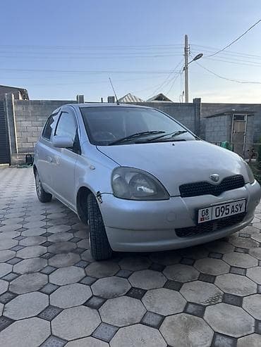 mini kuper: Toyota Vitz: 2001 г., 0.1 л, Автомат, Бензин, Хэтчбэк — 3