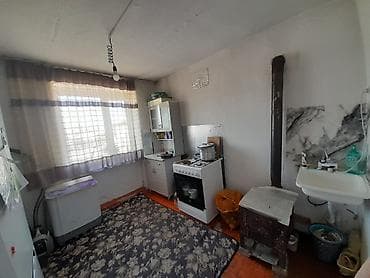 бишкек дом сатылат: 2 бөлмө, 45 м², 2 кабат, Эски ремонт — 6