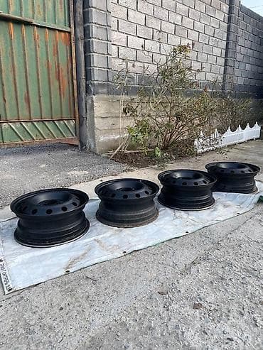 штамповый диски: Железные Диски R 16 Комплект, отверстий - 5 — 7