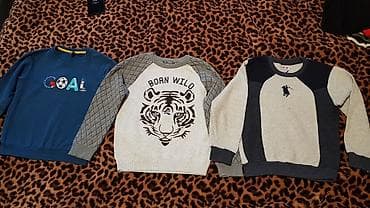 Бөбөктөр үчүн топтомдор: Цена за все 3 -800 сом. 3 кофты / свитера на 6-7 лет. Теплые!!! — 2