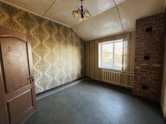 долгосрочная аренда дома: 700 м², 11 комнат, Забор, огорожен, Бассейн, Парковка — 20