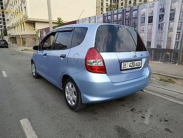 mini ev: Honda Fit: 2002 г., 1.5 л, Вариатор, Бензин, Хэтчбэк — 4