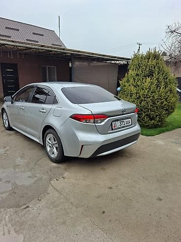 corolla: Toyota Corolla: 2019 г., 1.8 л, Вариатор, Гибрид, Седан — 7