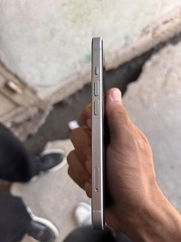 Мобильные телефоны и аксессуары: IPhone 15, Б/у, 256 ГБ, Зарядное устройство, Защитное стекло, Чехол, 86 % — 10