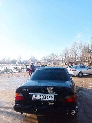 Mercedes-Benz W124: 1993 г., 2 л, Автомат, Бензин, Седан — 2