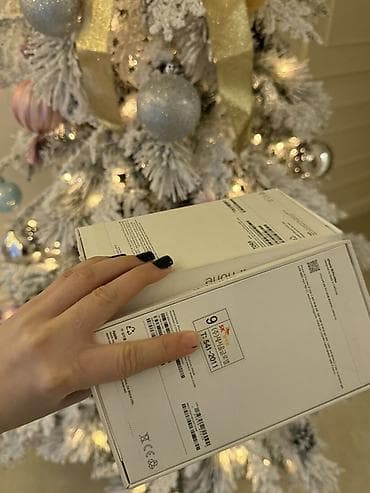 max 3: IPhone 16 Pro Max, Black Titanium, Коробка — 4