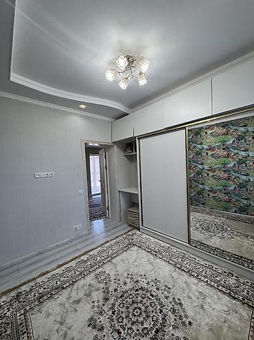Дома: 140 м², 4 комнаты, Бронированные двери, Парковка — 5