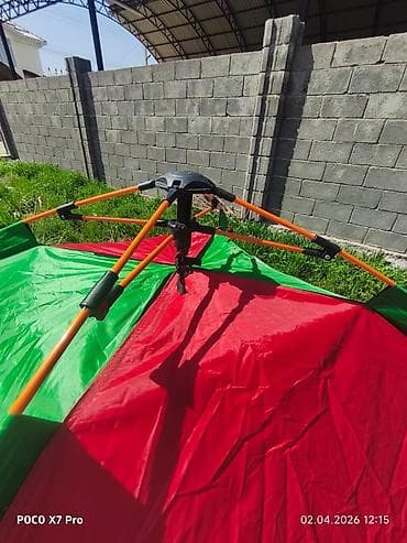 тентовый гараж: Палатка быстросборная, купольная, 2–3‑местная. Особенности: - Каркас — 7