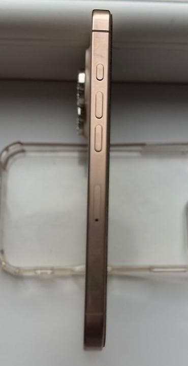 купить ноутбук в бишкеке бу: IPhone 16 Pro, 256 ГБ, Золотой, Чехол — 6