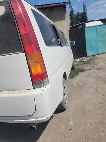 Honda Stepwgn: 2001 г., 2 л, Автомат, Бензин, Минивэн — 2