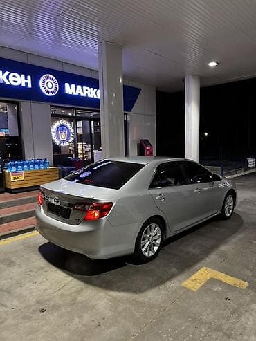 corolla s: Toyota Camry: 2012 г., 2.5 л, Вариатор, Гибрид, Седан — 2