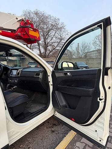 рессор на зил: Ssangyong Rexton: 2018 г., 2.2 л, Автомат, Дизель, Пикап — 5