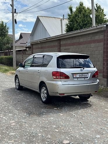 Toyota: Toyota Ipsum: 2002 г., 2.4 л, Автомат, Бензин, Минивэн — 4