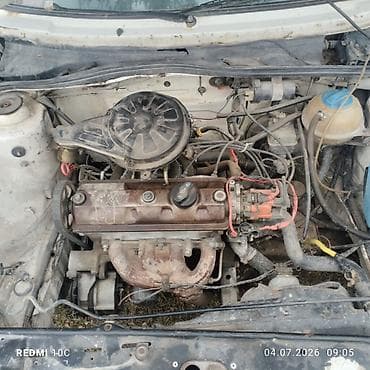 Транспорт: Volkswagen Golf: 1991 г., 1.3 л, Механика, Хэтчбэк — 7