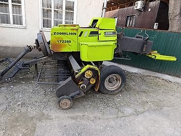 cl class: Трактор CHINA-NJ 504 с кабиной + пресс-подборщик Zoomlion VF2200 — 5