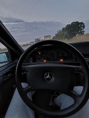 mini kuper: Mercedes-Benz W124: 1987 г., 2.3 л, Ручные, Дизель, Седан — 4