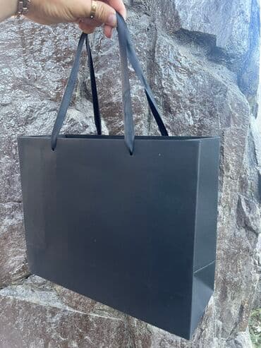 из серебра: • Набор рюмок в подарочной коробке: • 12 стопок-перевертышей (знаки — 8