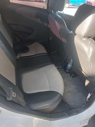 hyndai starex: Chevrolet Spark: 2012 г., 1 л — 5