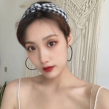 эксклюзивные свадебные пригласительные: Классические серьги - кольца НС чёрного цвета — стильный аксессуар для — 3