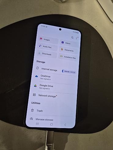чехол s9: Samsung Galaxy S24, Б/у, 256 ГБ, цвет - Черный — 4