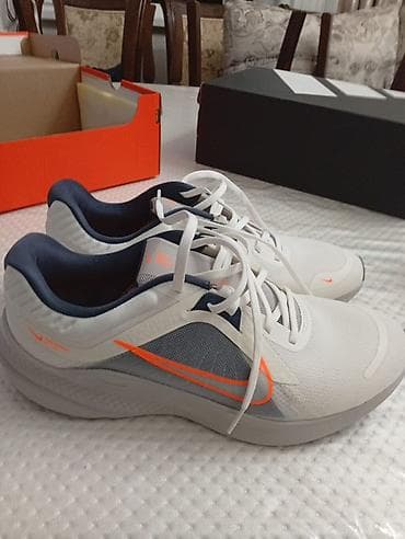 перья: Кроссовки Nike Quest 5 - Назначение: бег/фитнес, повседневные — 1