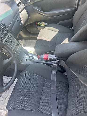 rb1 rb2: Toyota Avensis: 2003 г., 1.8 л, Автомат, Бензин, Седан — 10