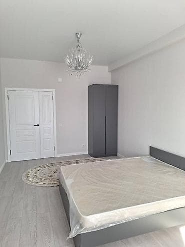 Үйлөр: Сдается: 25 комнат дом Район: Ала-Арча ТРЦ Площадь: 1100 кв.м Этаж — 6