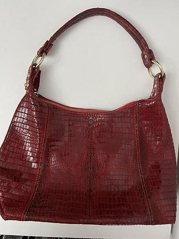 mark jakobs: Сумка-хобо женская, бордовая, под крокодила - Материал: глянцевая — 1
