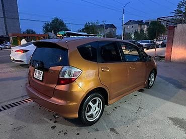 тико 2: Honda Fit: 2009 г., Автомат, Хетчбек — 4
