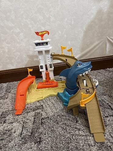 kinect games: Игровой набор Hot Wheels «Атака акулы» (тематический трек). - Яркий — 1