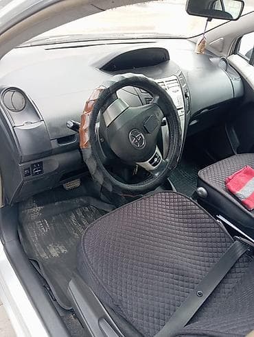 тойота ярис седан 2008: Toyota Yaris: 2008 г., 1.3 л, Автомат, Бензин, Хэтчбэк — 6