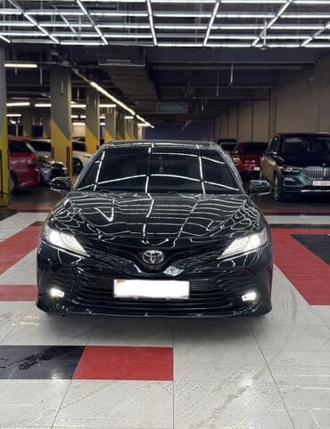 Toyota Camry: 2020 г., 2.5 л, Автомат, Бензин, Седан