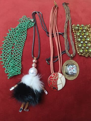 Кулоны и подвески: Кулоны на любой вкус,отличного качества .новые не носили. Цена каждого — 2