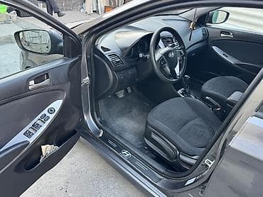 altezza 2003: Hyundai Solaris: 2016 г., 1.6 л, Автомат, Бензин, Седан — 6