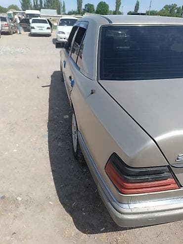 диски на авто: Mercedes-Benz W124: 1990 г., 2.3 л, Автомат, Газ, Седан — 4