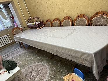 кухонный уголки: Большой обеденный комплект для гостиной Состав: - Деревянный — 3