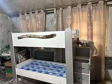 Двухъярусная детская кровать, Б/у, ЛДСП, цвет - Белый