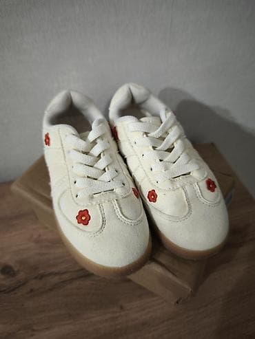 Боди: Продам ботасы в отличном состоянии. По стельке 16,5 см. Писать в — 1