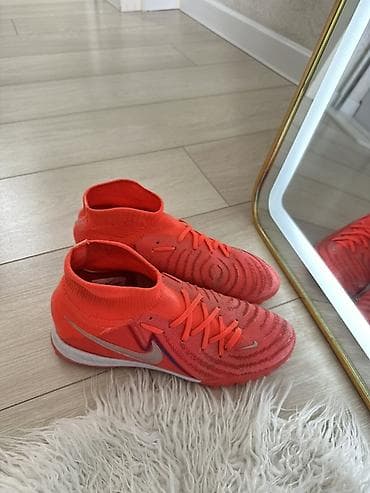 Бутсылар: Футбольные бутсы/сороконожки Nike Размер 39 Длина стопы 24,5 — 3
