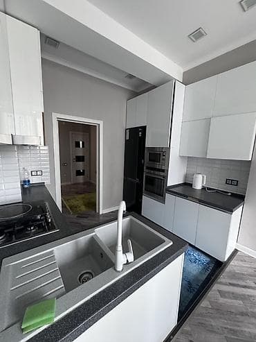 Недвижимость: 2 комнаты, 77 м², Золотой квадрат Элитка, 6 этаж, Свежий ремонт — 9