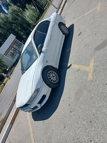 разный: Mitsubishi Galant: 2002 г., Седан — 3