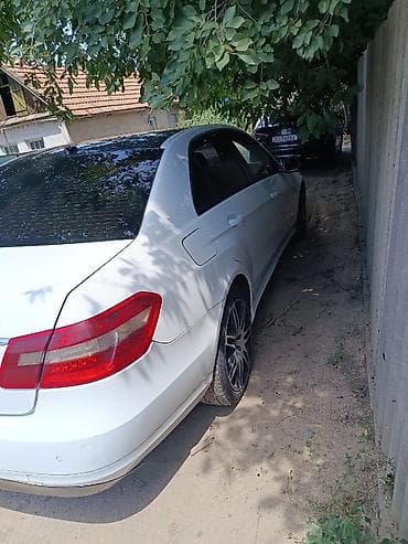 мерседес мос: Mercedes-Benz E-Class: 2009 г., 2.2 л, Автомат, Дизель, Седан — 8