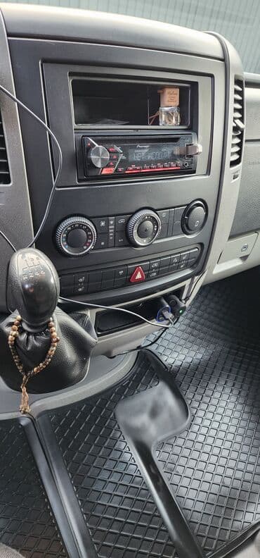 махавик спринтер: Mercedes-Benz Спринтер: 2009 г., 3 л, Механика, Дизель, Бус — 8