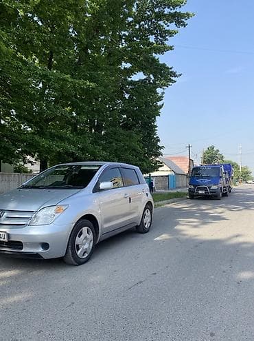 обмен на тайота ист: Toyota Ist: 2003 г., 1.3 л, Автомат, Бензин, Хэтчбэк — 1